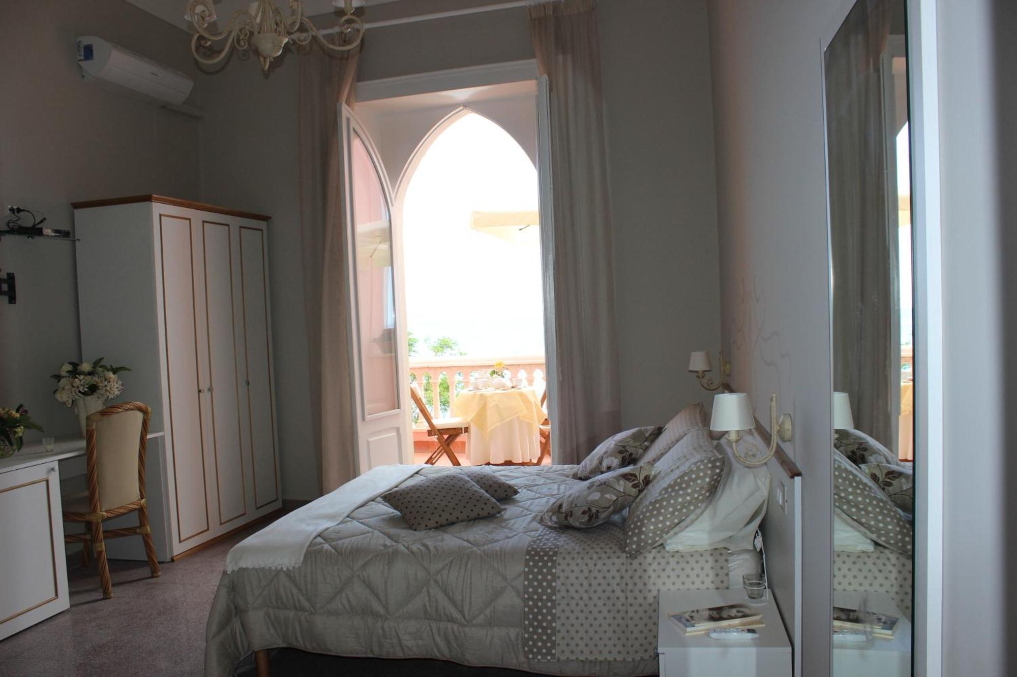 B&B Villa Raineri Giardini Naxos Δωμάτιο φωτογραφία