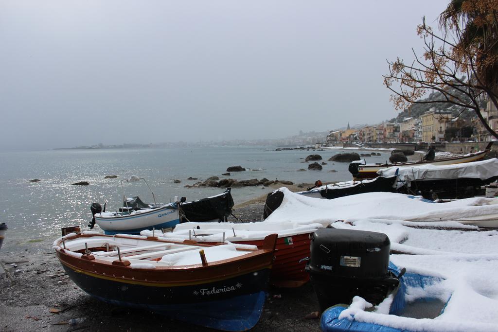 B&B Villa Raineri Giardini Naxos Εξωτερικό φωτογραφία