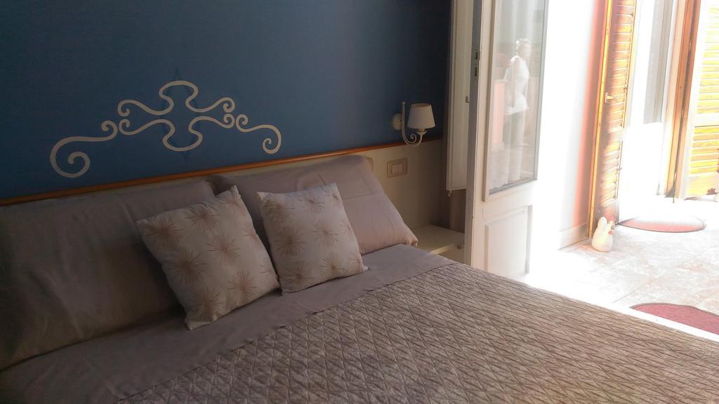 B&B Villa Raineri Giardini Naxos Εξωτερικό φωτογραφία